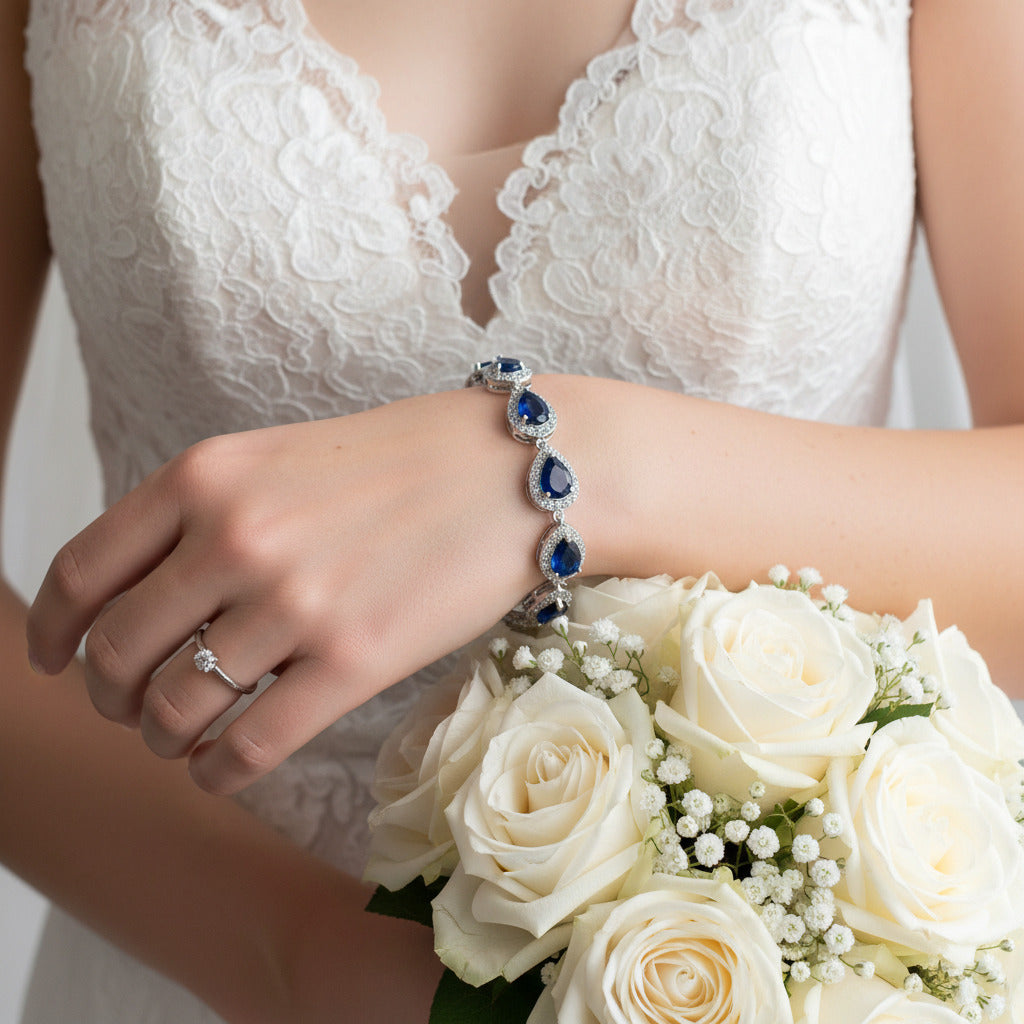 Cori CZ Bracelet en forme de goutte d'eau bleu saphir plaqué or rose