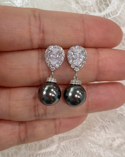 Wedding Bridal Charcoal Pearl Necklace and Earrings Set