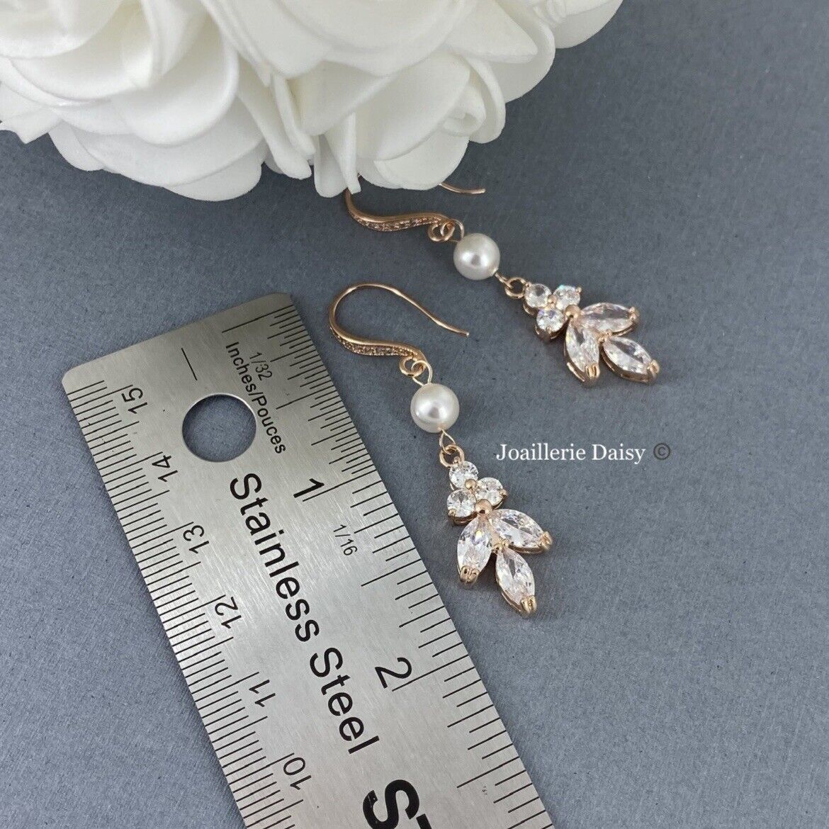 Wedding Bridal Bridesmiads CZ Leaf and Pearl Dangle Earrings