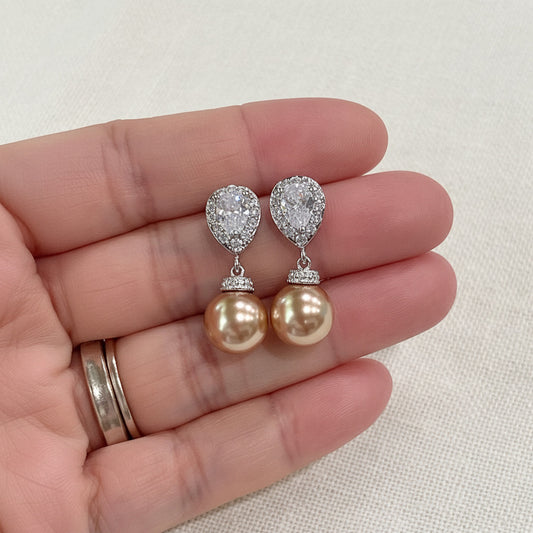 Ensemble collier et boucles d'oreilles Lia 2 pièces en forme de larme et de perles en or rose