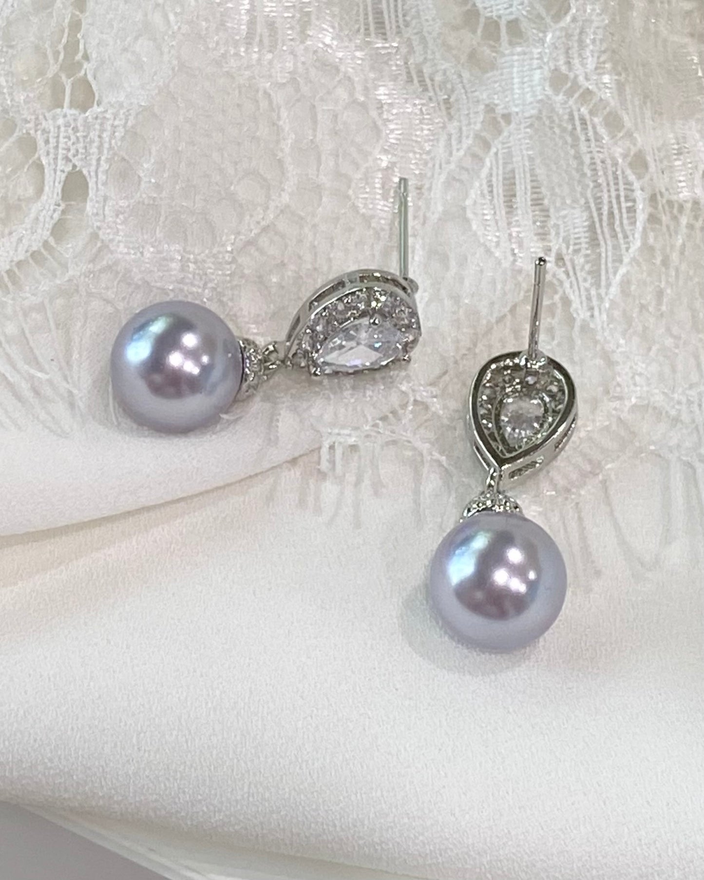 Lesly Light Purple Pearl Necklace and Earrings Set