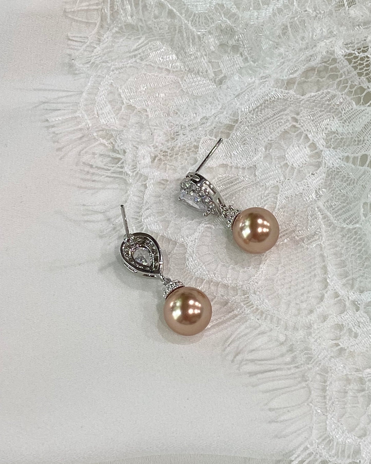 Ensemble collier et boucles d'oreilles Lia 2 pièces en forme de larme et de perles en or rose