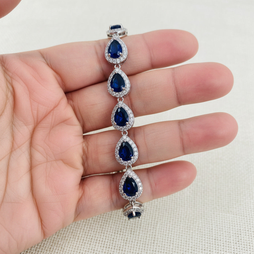 Bracelet en forme de larme bleu saphir plaqué or blanc Coco CZ
