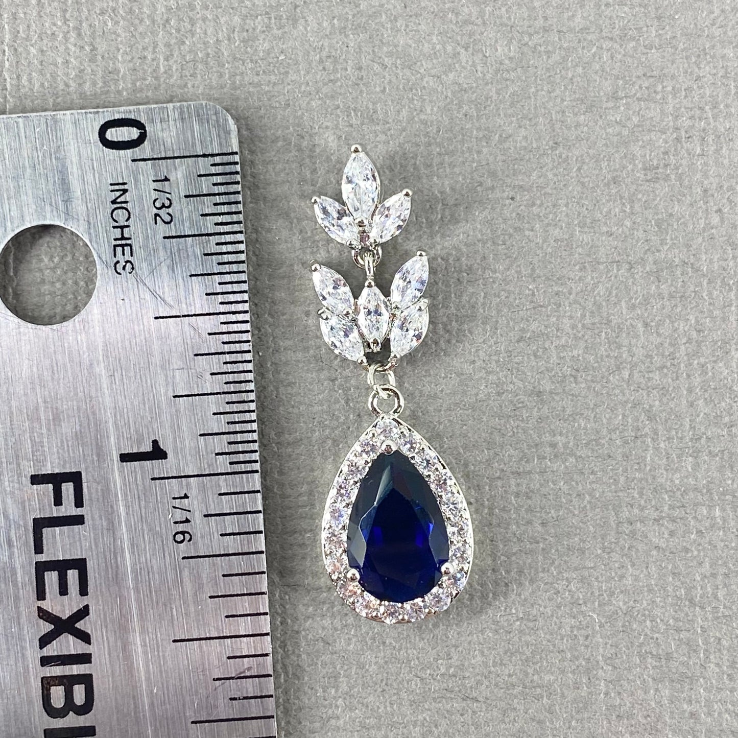 Boucles d'oreilles florales Sheila Something Blue CZ