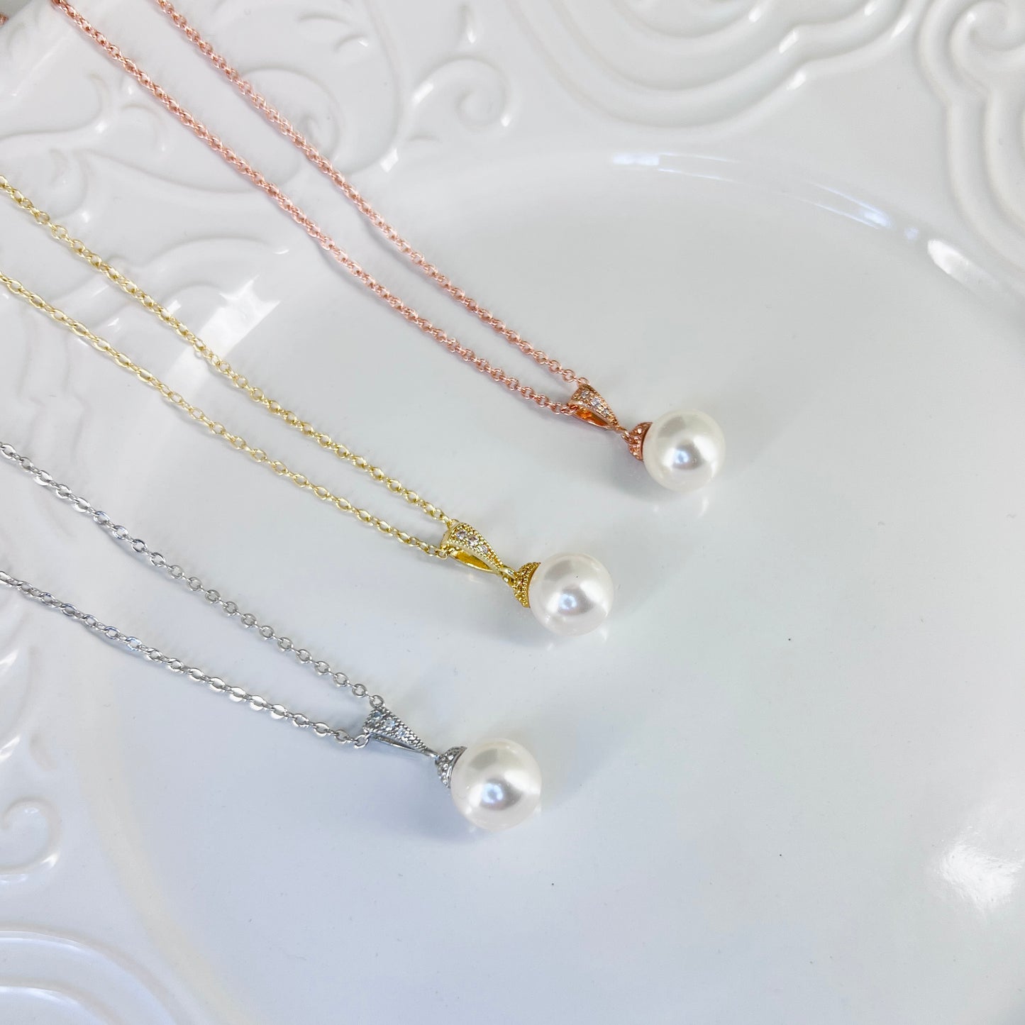 Simple Austrian White Crystal Pearl Dangle Necklace