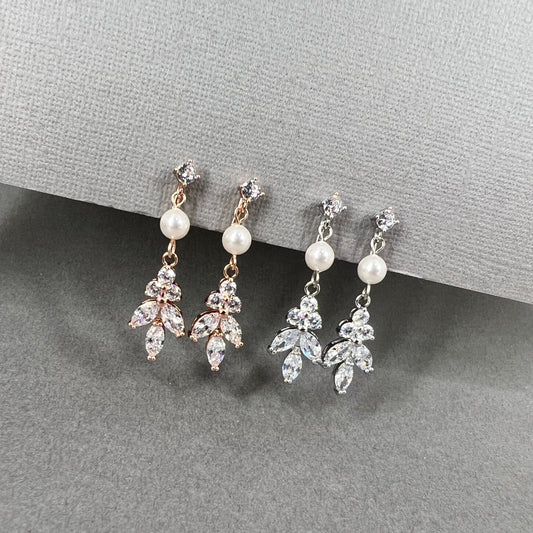 Wedding Bridal 2pcs CZ Leaf and White Pearl Necklace and Clip-on Earrings Set