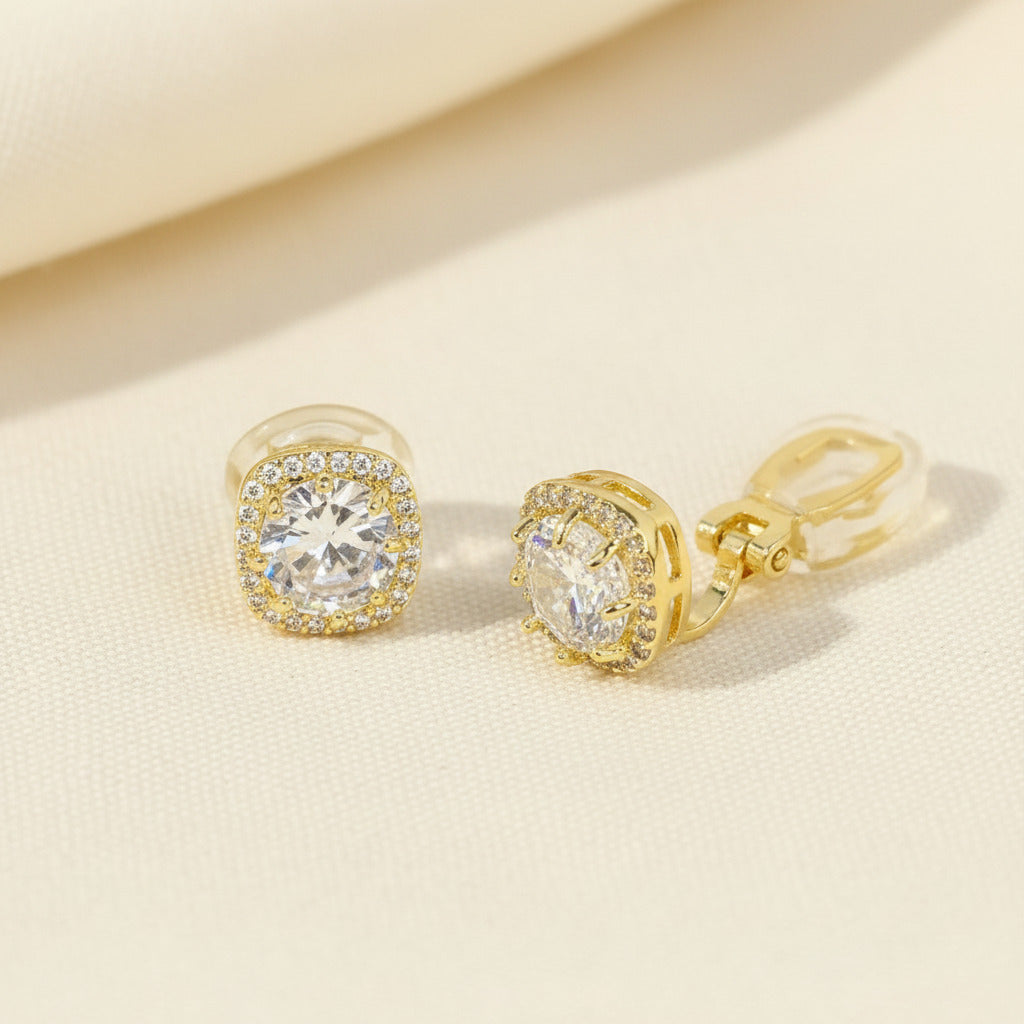 Boucles d'oreilles clips carrées McKenna CZ