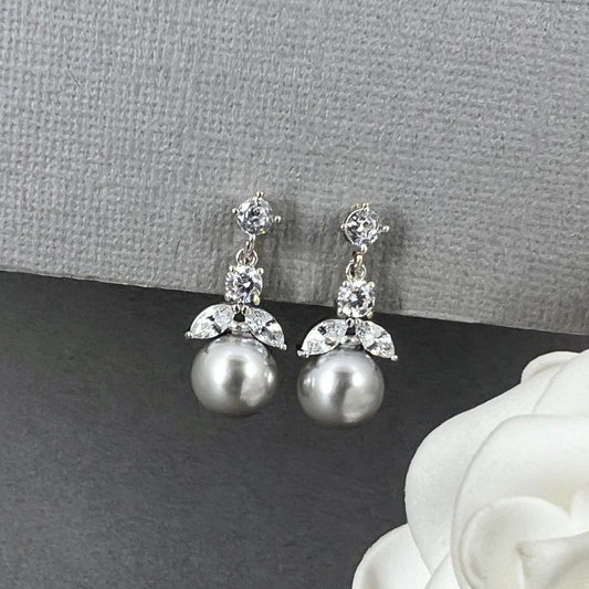 Wedding Bridal 2pcs CZ Floral and Grey Pearl Necklace and Clip-on Earrings Set