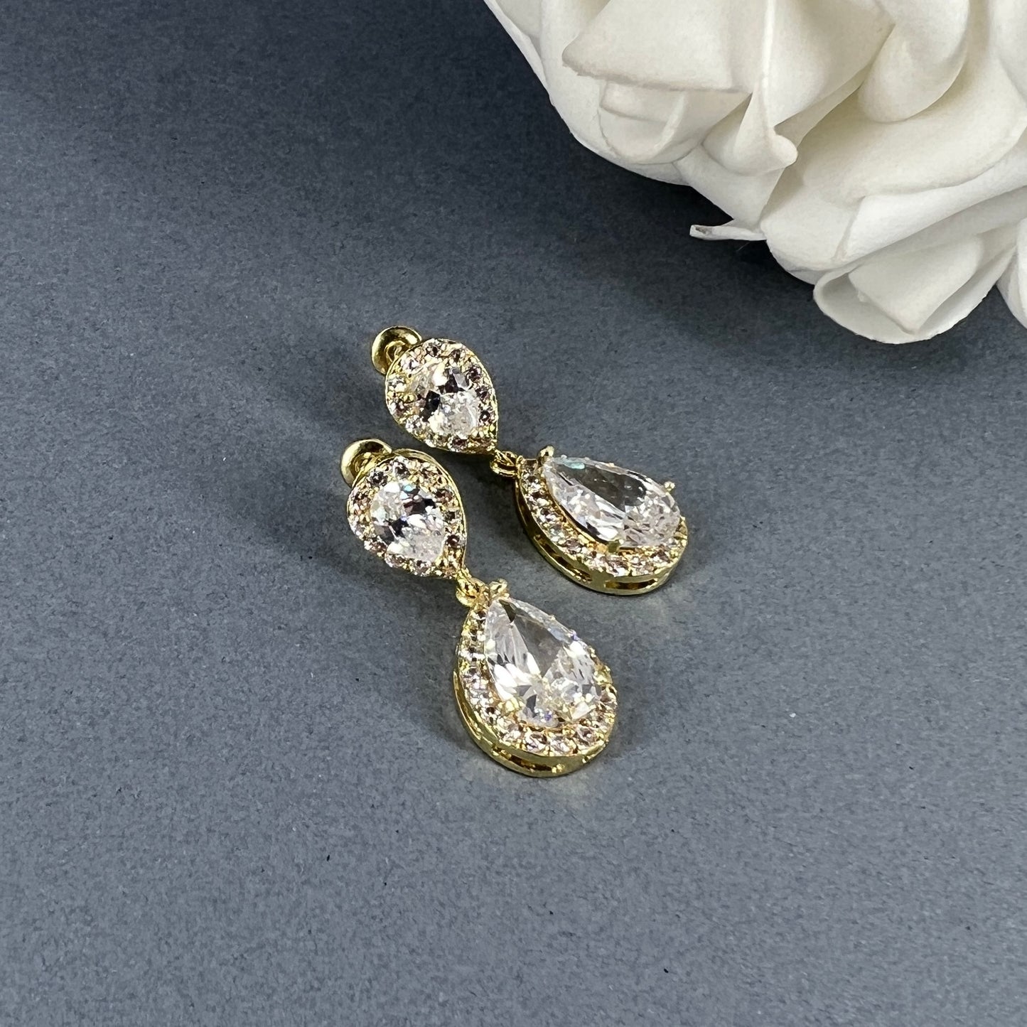 Ensemble de bijoux en forme de larme CZ plaqué or 18 carats Tessa 3 pièces