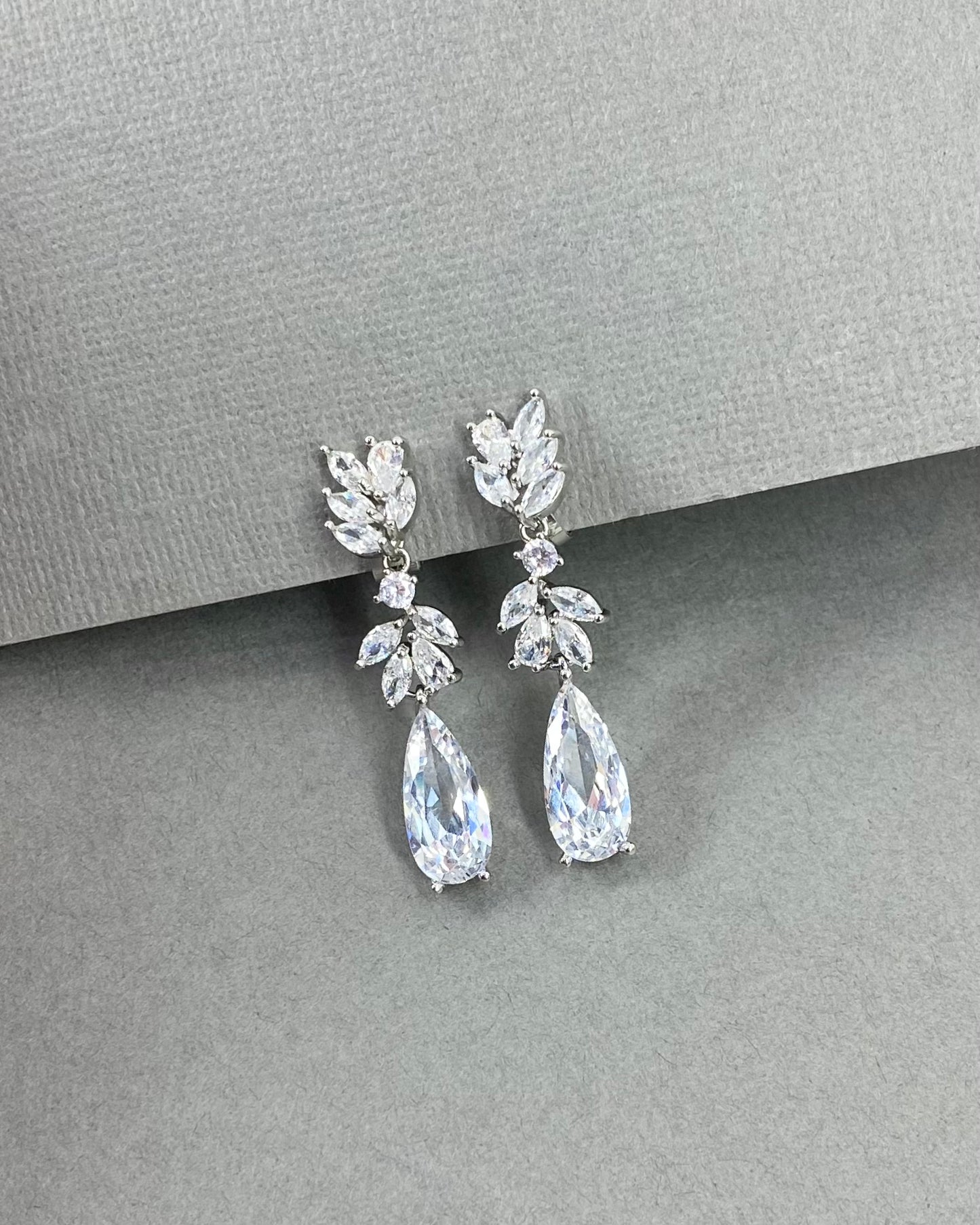 Wedding Bridal 2pcs White Gold Plated CZ Necklace and Earrings Set