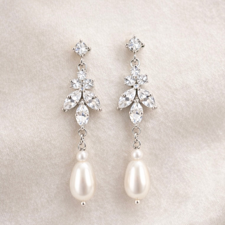 Boucles d'oreilles pendantes en perles Aya 