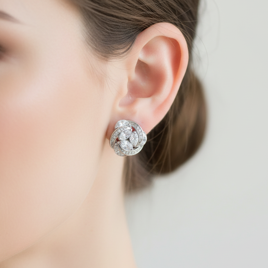 Boucles d'oreilles à tige classiques Kaidyn CZ 