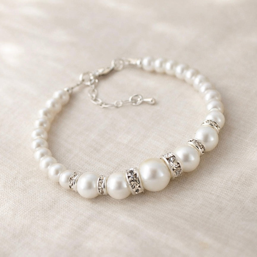 Classic Bridal White Pearl Graduated Necklace Jewelry Set