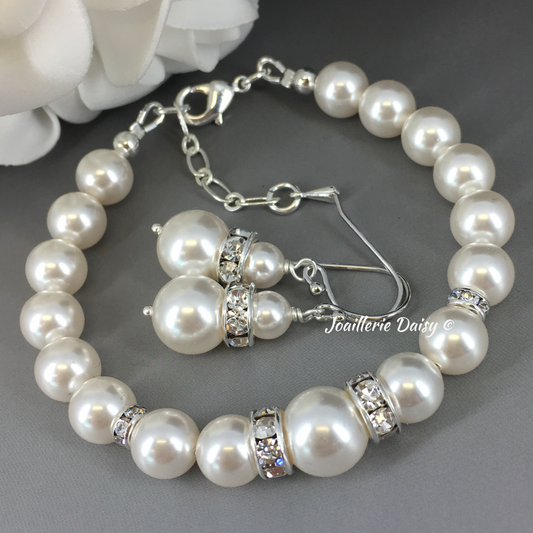 Edrieana Ensemble de boucles d'oreilles et bracelet en perles de cristal autrichien blanc