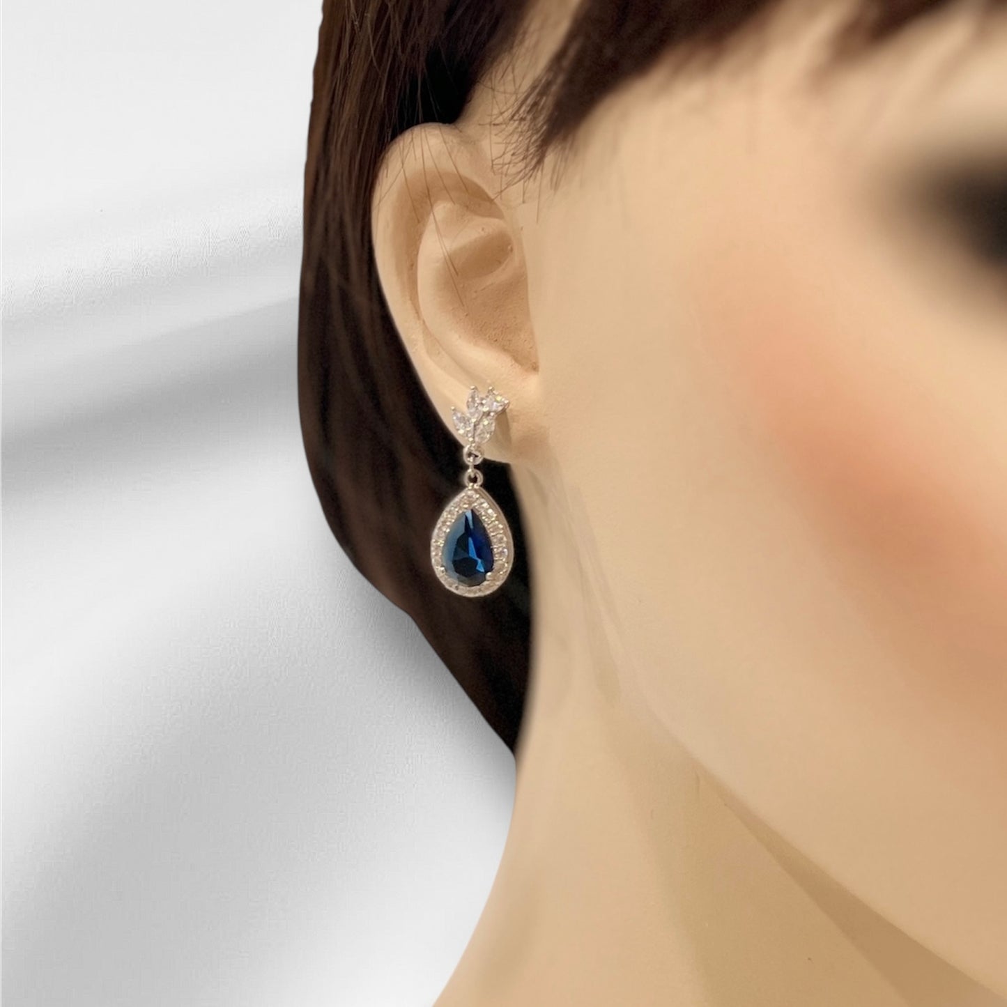 Bridal Wedding Necklace Earrings Set with Sapphire Blue Teardrop