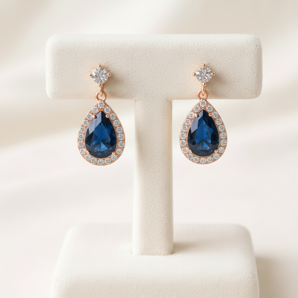 Petites boucles d'oreilles à clip en forme de larme Maisy CZ 