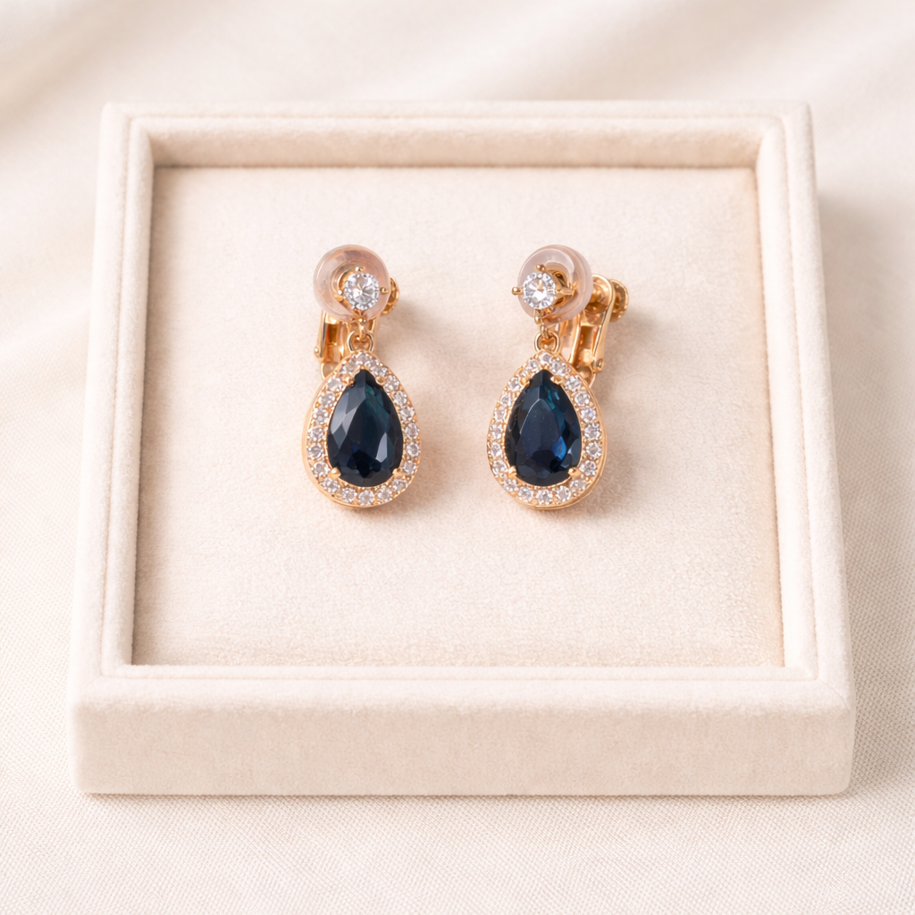 Petites boucles d'oreilles à clip en forme de larme Maisy CZ 