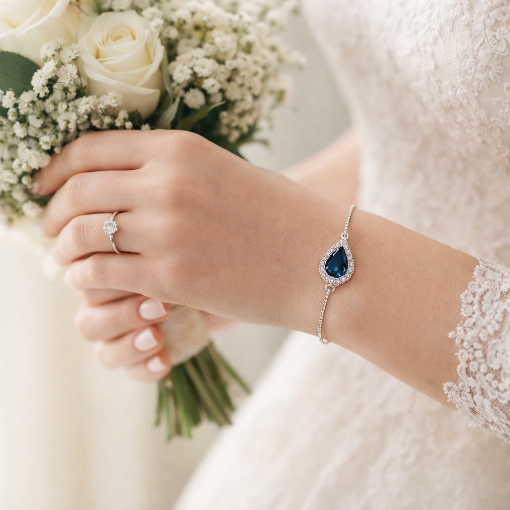 Bracelet réglable Caitlyn CZ feuille et perle 