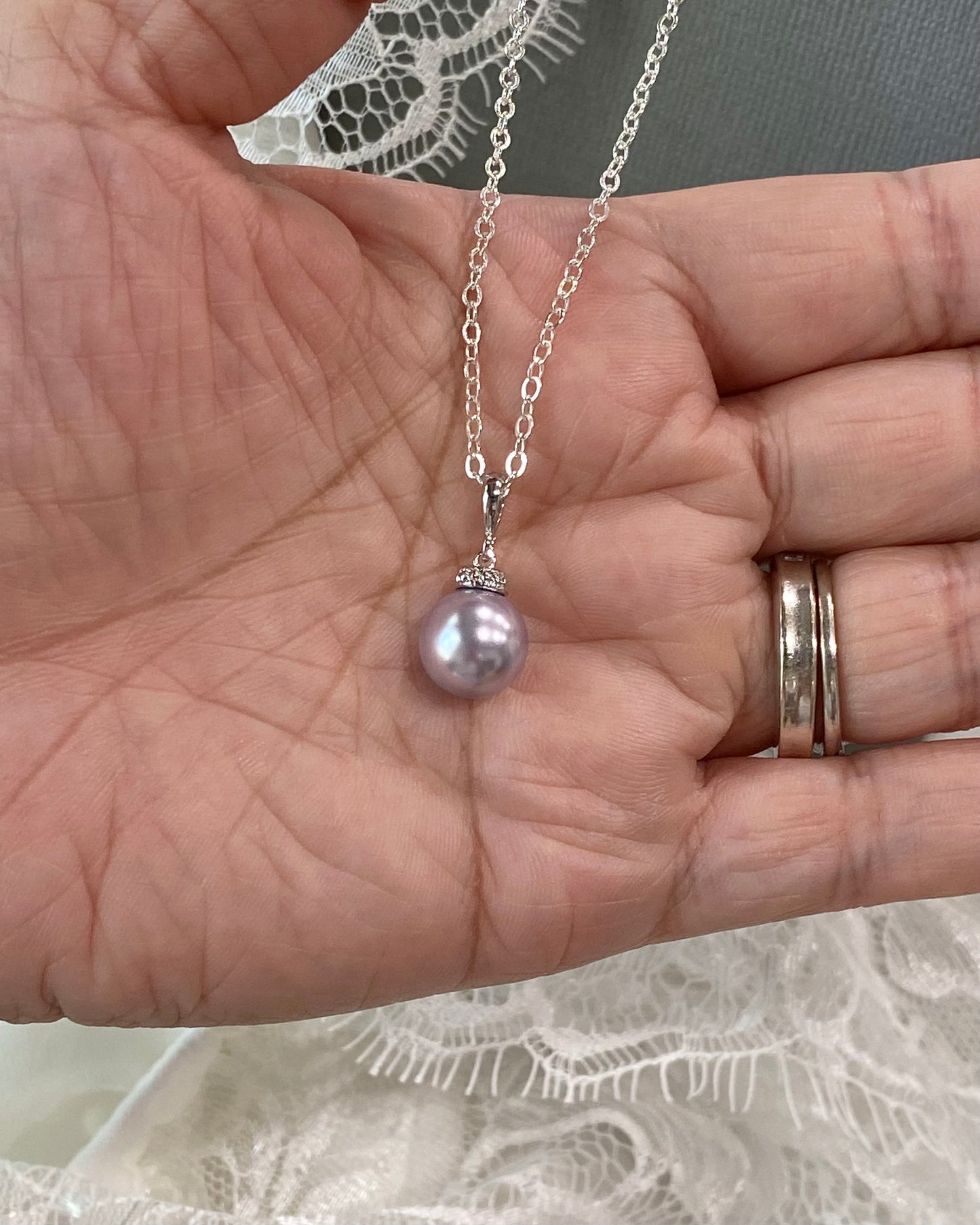 Lesly Light Purple Pearl Necklace and Earrings Set