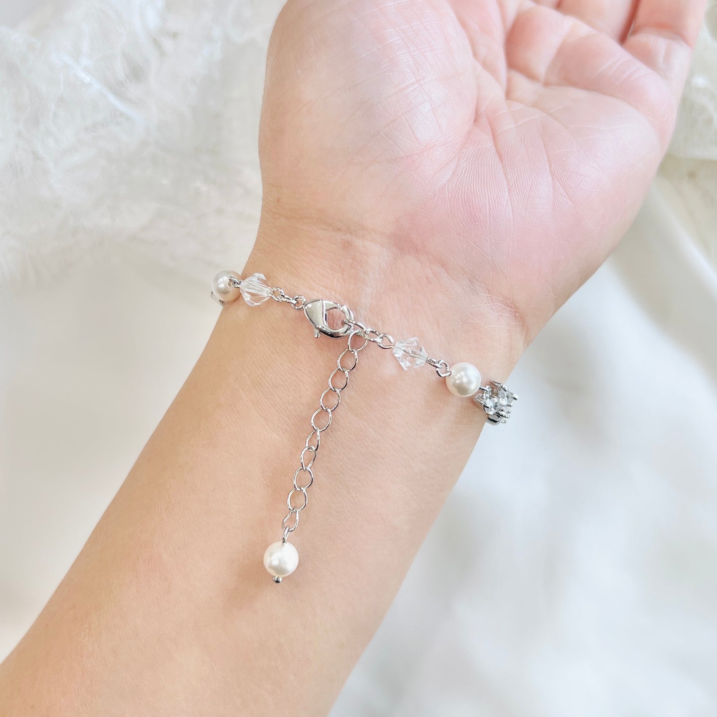 Nancy CZ Leaf and Pearl Bracelet