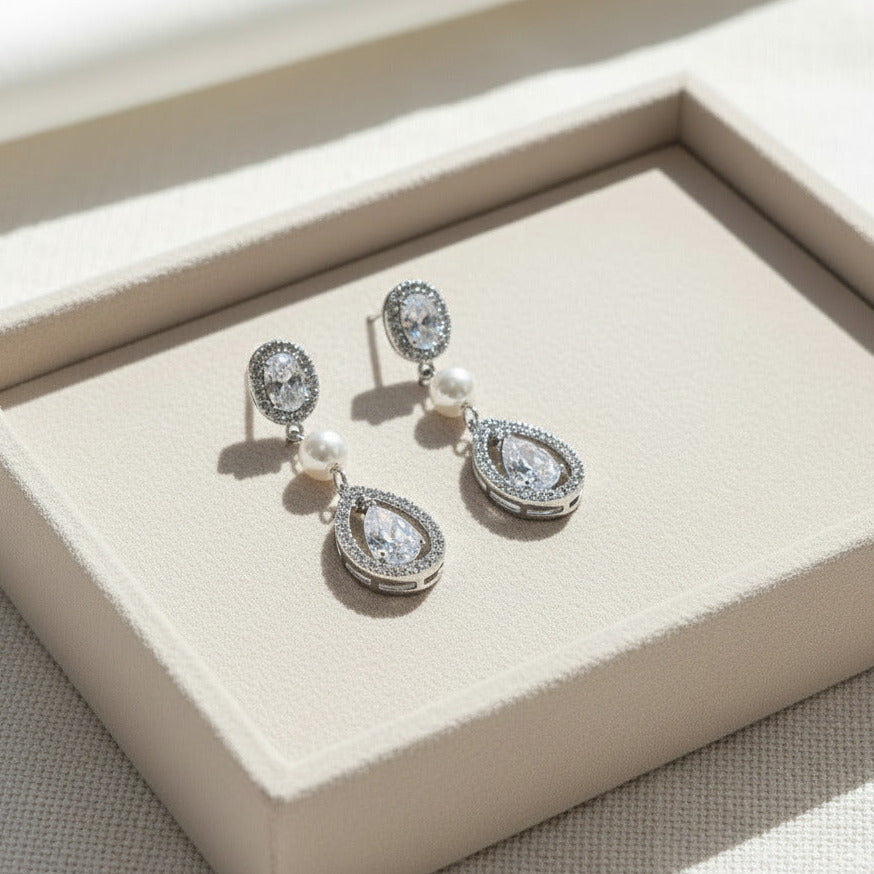 Boucles d'oreilles pendantes Kira en forme de larme 