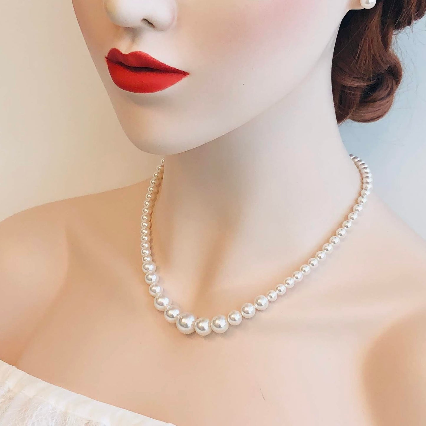Joslyn Gradual Austrian White Crystal Pearl Necklace