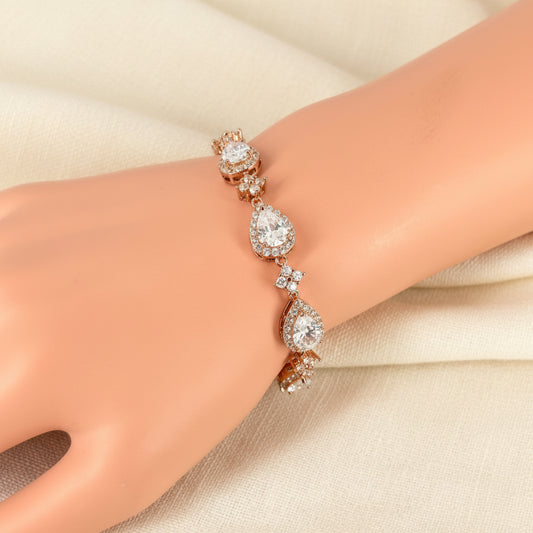 Bracelet tennis Cathy CZ marquise et perles 