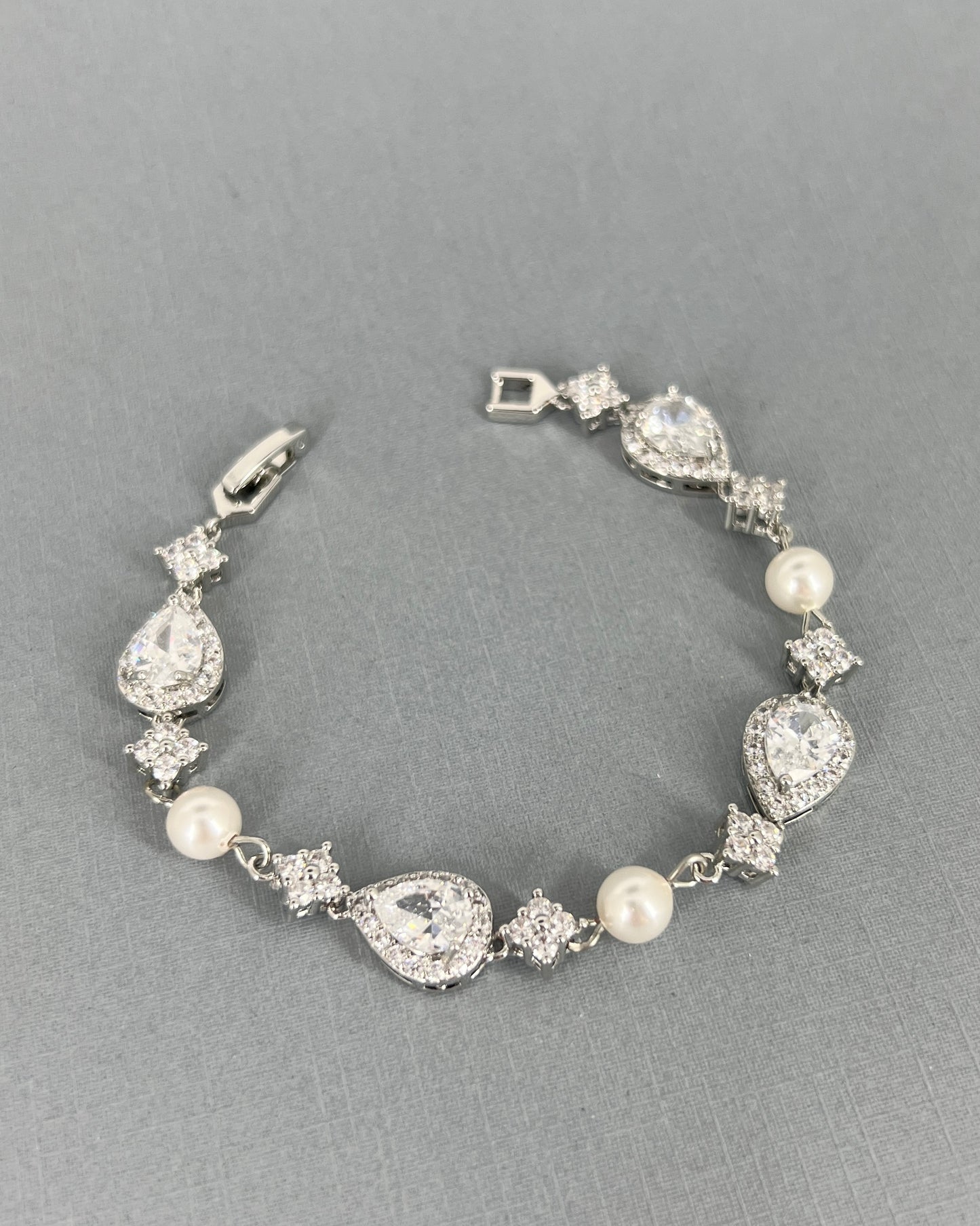 Clearance White Gold Plated Teardrop and Pearl Bracelet