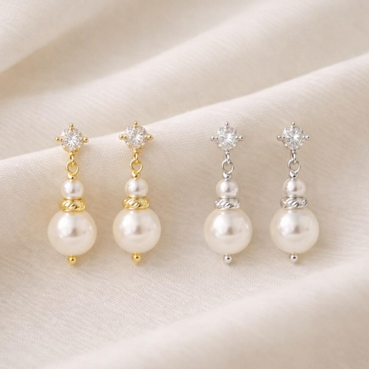 Boucles d'oreilles clips Mischa CZ feuille et perle blanche 